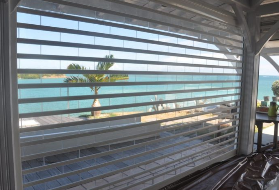 easy-caraibe-metalliques-metal-metalliques-rideaux-volet-roulants-volets-roulant-martinique