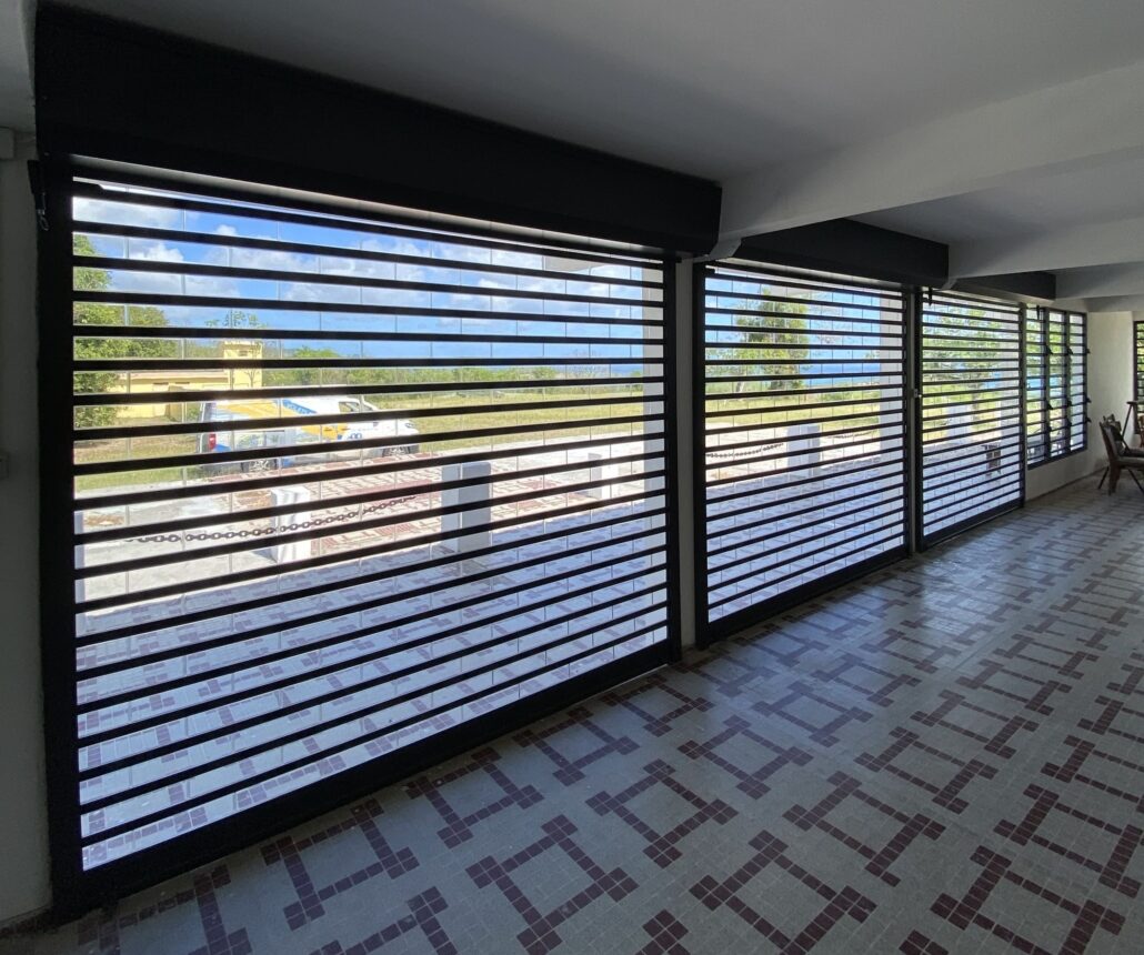 easy-caraibe-volet-roulant-fabrication-pose-renovation-martinique-guadeloupe-caraibes-IMG-11
