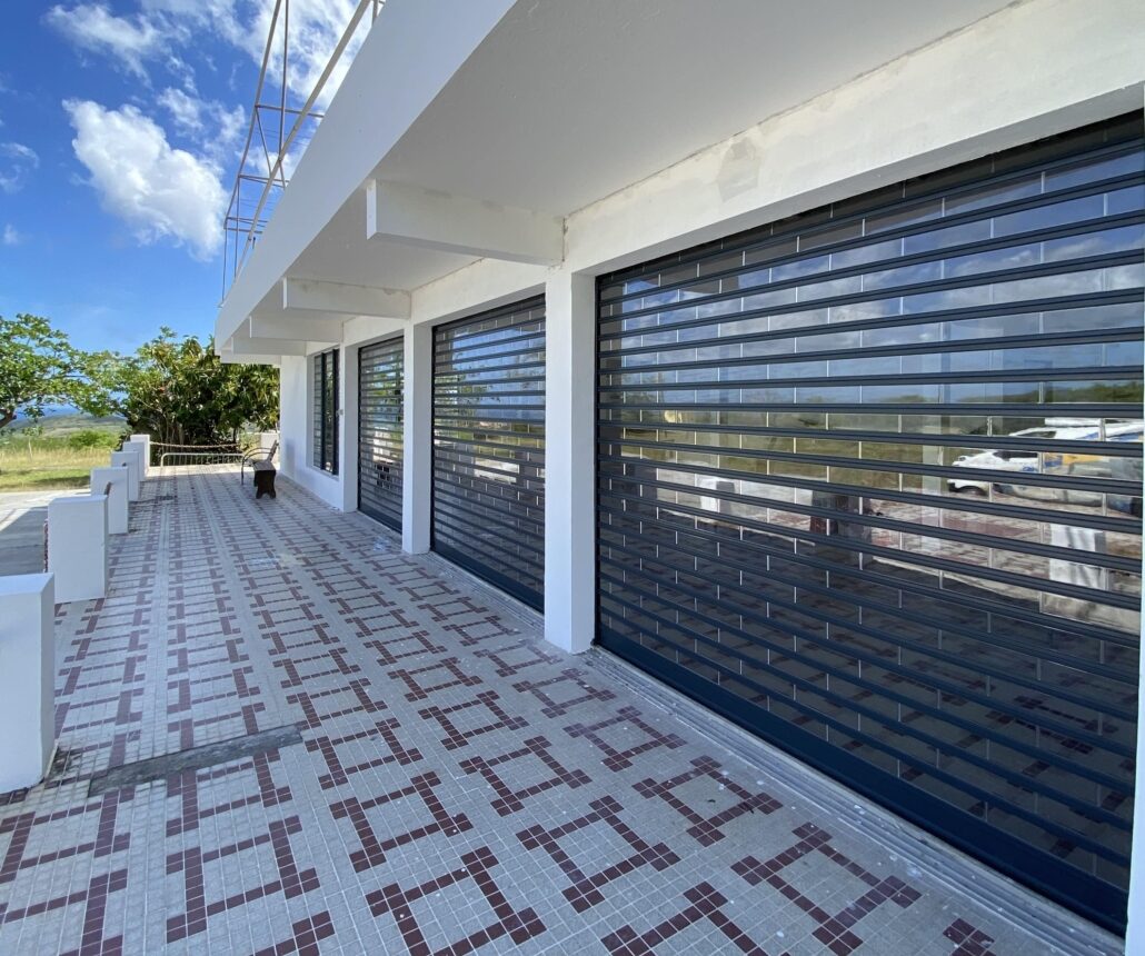 easy-caraibe-volet-roulant-fabrication-pose-renovation-martinique-guadeloupe-caraibes-IMG-12